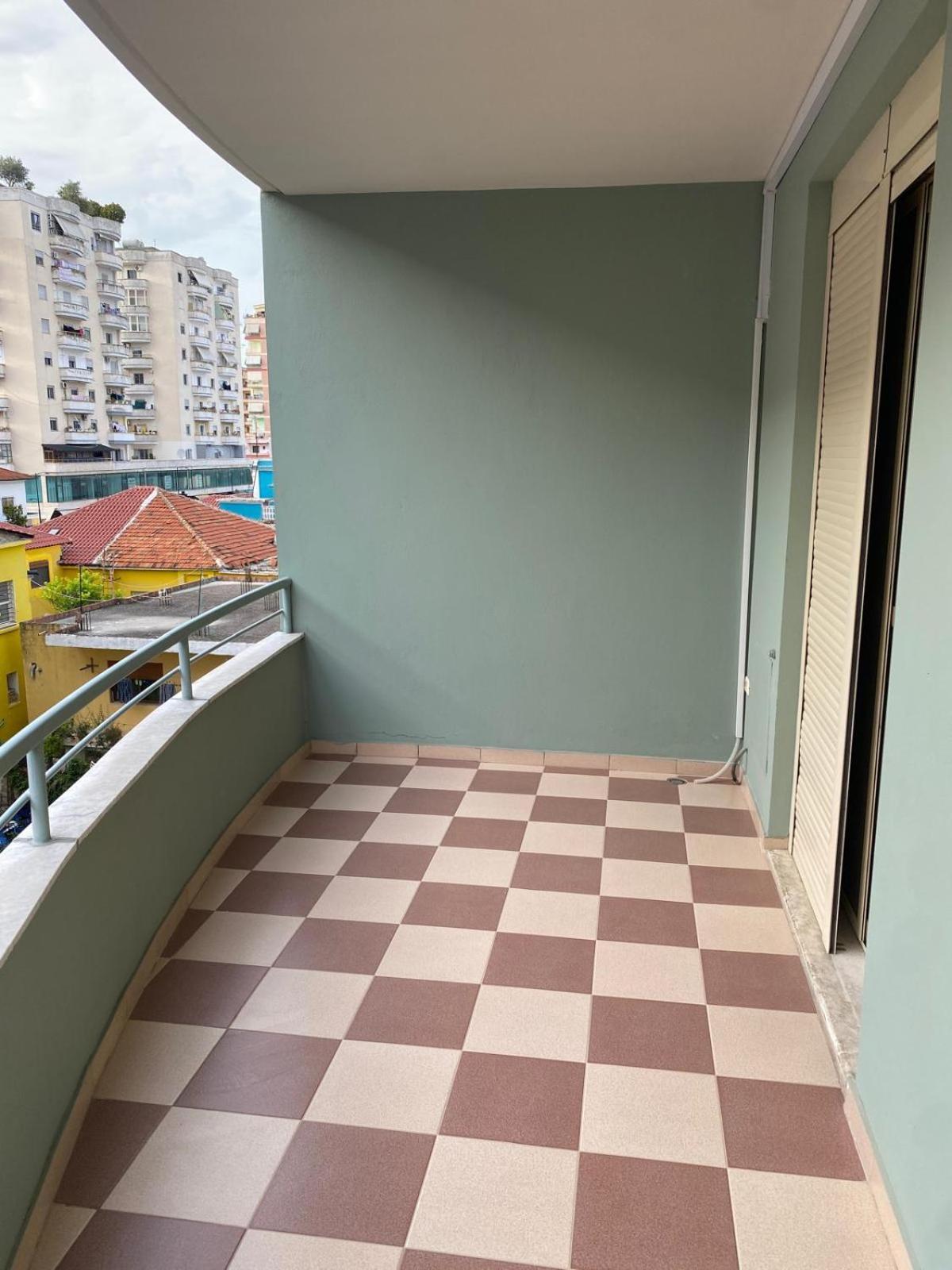 Ferienwohnung Emily House Fier Exterior foto
